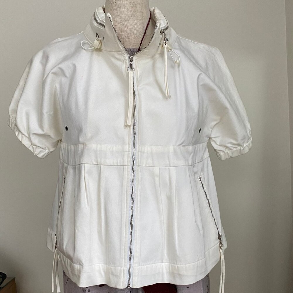 Adrienne Vittadini White Short-Sleeve Jacket